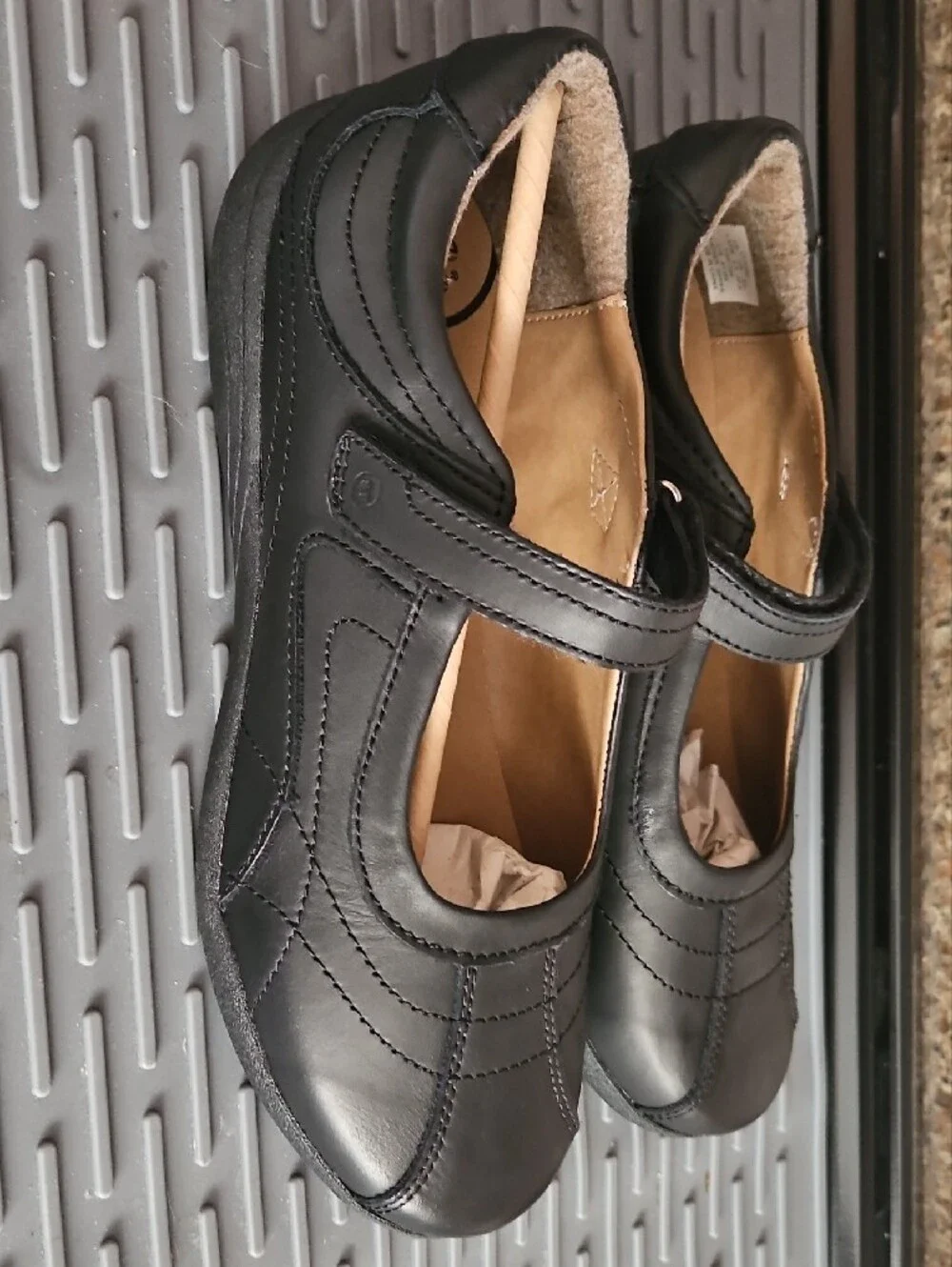 NEW (NWT) Stride Rite Girls Black Mary Janes 5.5 Extra Wide